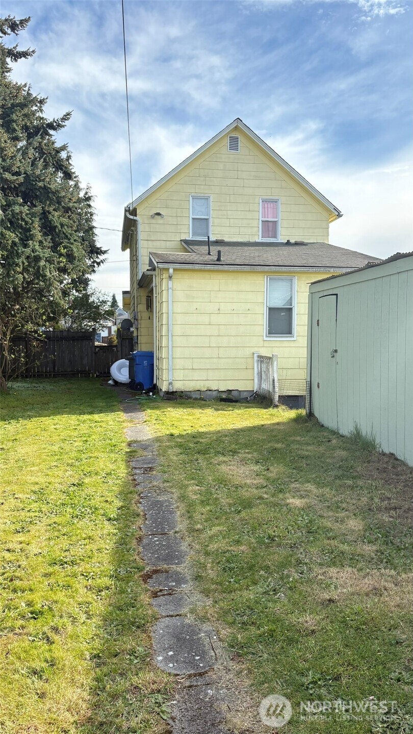 502 E Wright Avenue Tacoma WA 98404