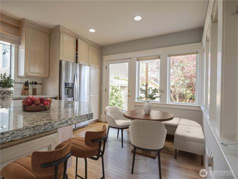 4026 Burke Avenue N Seattle WA 98103