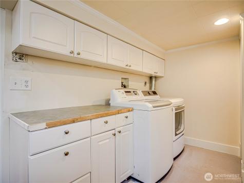 4026 Burke Avenue N Seattle WA 98103