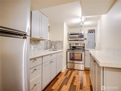 4026 Burke Avenue N Seattle WA 98103