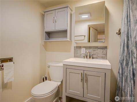 4026 Burke Avenue N Seattle WA 98103