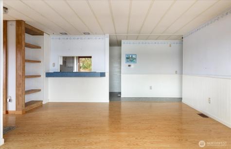 1677 Penn Cove Road Oak Harbor WA 98277