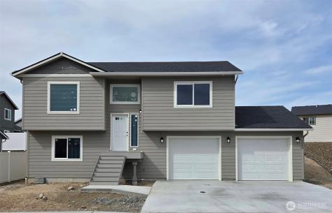 1349 Juno Street SE East Wenatchee WA 98802