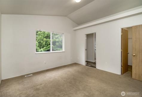 8717 161st Street E Puyallup WA 98375