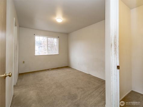 8717 161st Street E Puyallup WA 98375