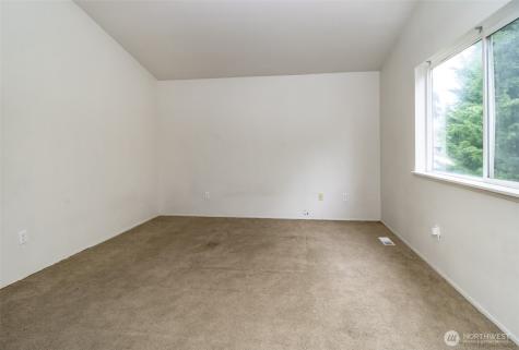 8717 161st Street E Puyallup WA 98375