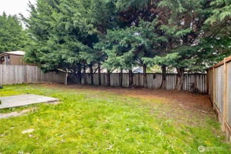 8717 161st Street E Puyallup WA 98375