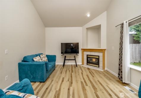 8717 161st Street E Puyallup WA 98375