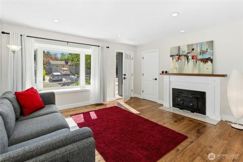 2011 145th Avenue SE Bellevue WA 98007