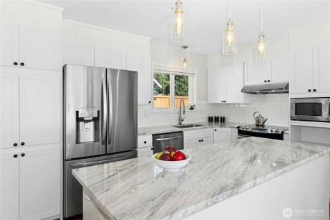 2011 145th Avenue SE Bellevue WA 98007