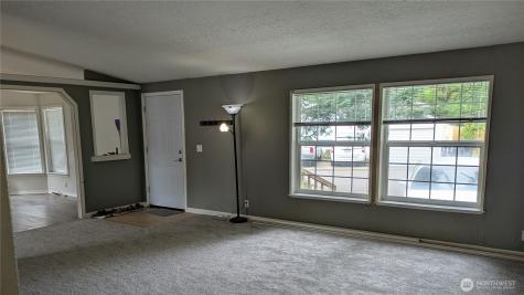 14206 124th Street Ct E Puyallup WA 98374