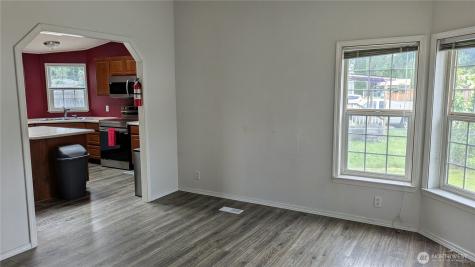 14206 124th Street Ct E Puyallup WA 98374