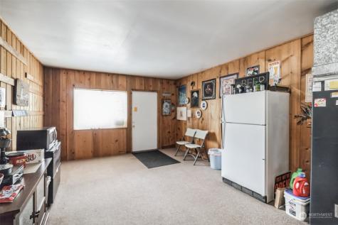 2515 176th Street E Tacoma WA 98445