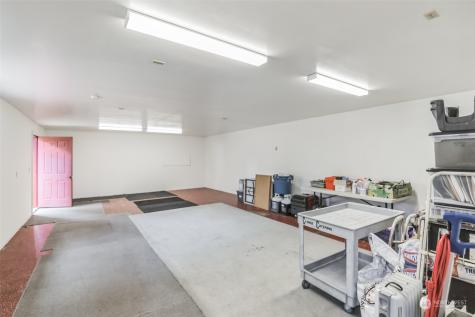 2515 176th Street E Tacoma WA 98445
