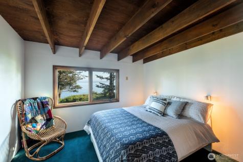 702 Cathedral Drive Coupeville WA 98239