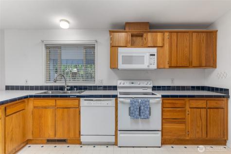 1287 Oceano Drive Grayland WA 98547