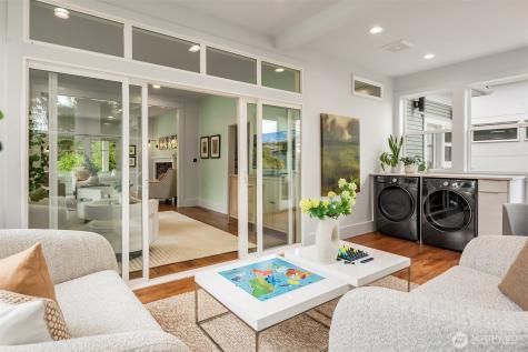 5023 SW Prince Street Seattle WA 98116