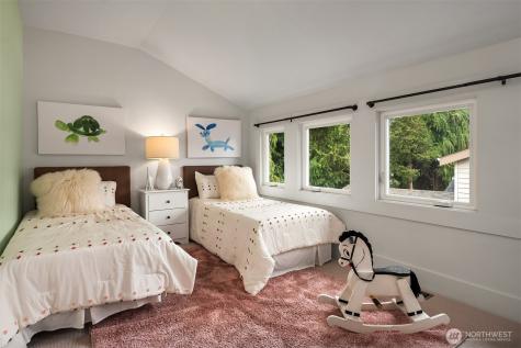 5023 SW Prince Street Seattle WA 98116
