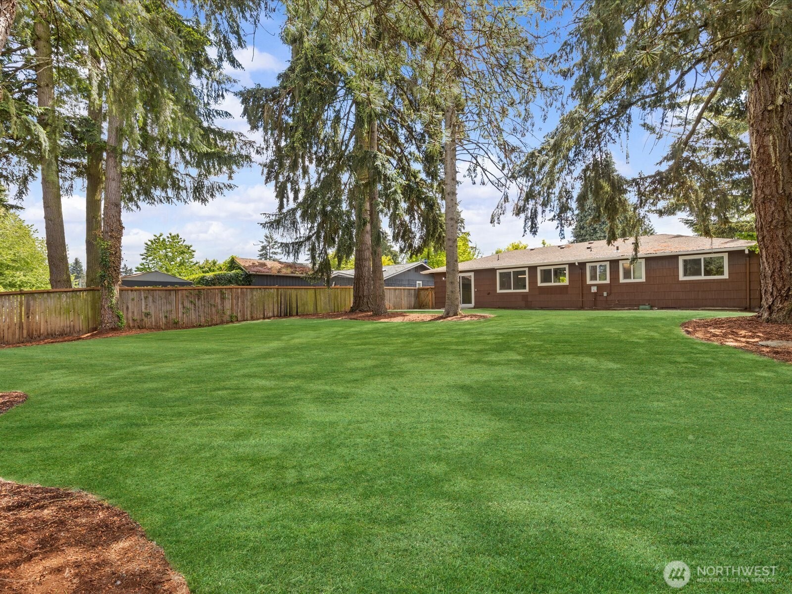 418 S 190th Street Burien WA 98148