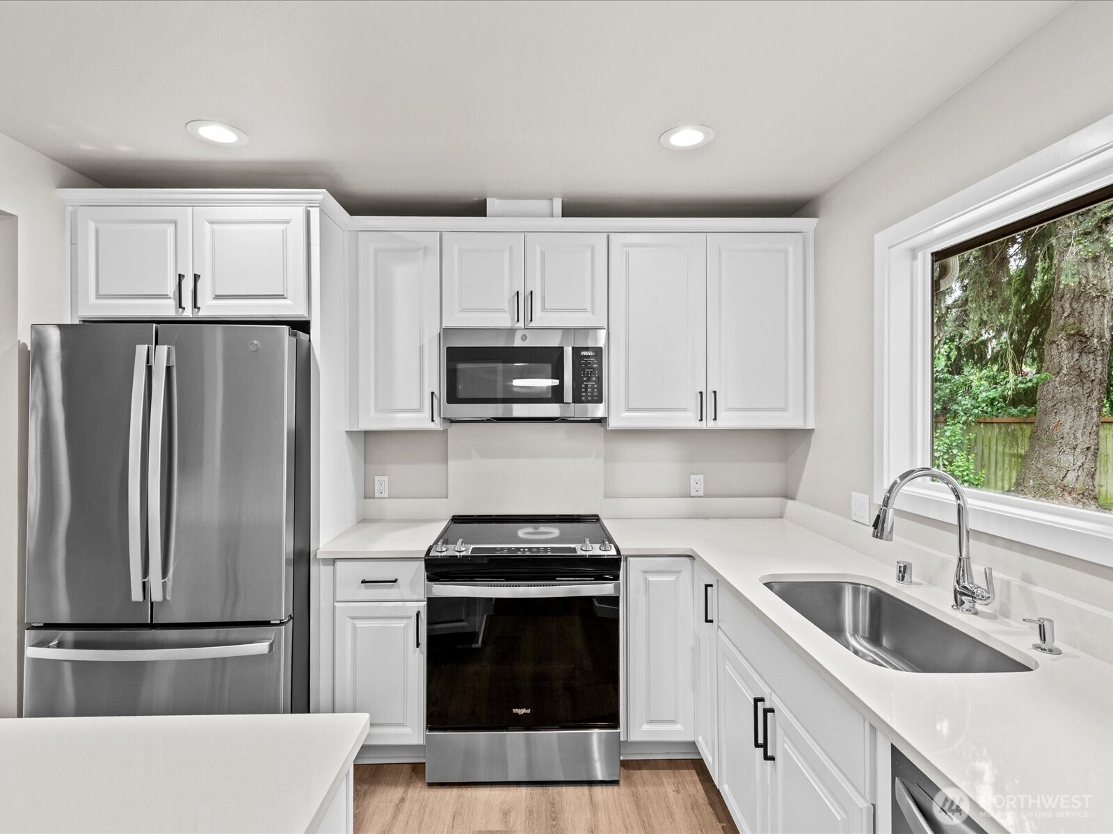 418 S 190th Street Burien WA 98148