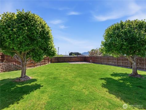573 S James Avenue East Wenatchee WA 98802