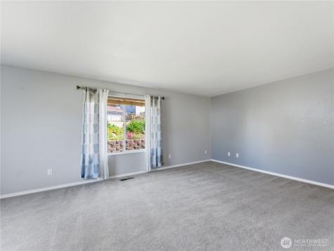 573 S James Avenue East Wenatchee WA 98802