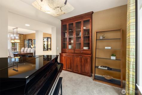 4020 Lake Washington Boulevard SE Bellevue WA 98006