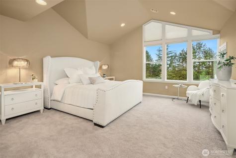 4020 Lake Washington Boulevard SE Bellevue WA 98006