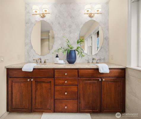 4020 Lake Washington Boulevard SE Bellevue WA 98006