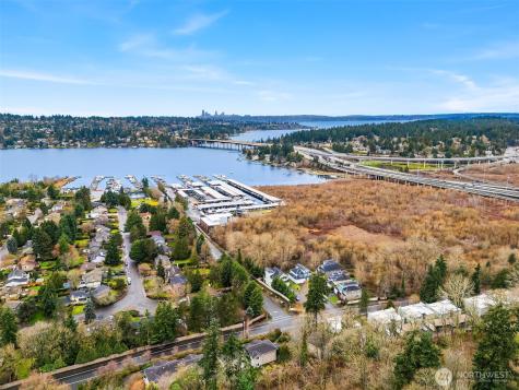 4020 Lake Washington Boulevard SE Bellevue WA 98006