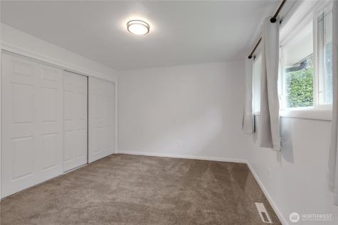 10524 43rd Street Ct E Edgewood WA 98372