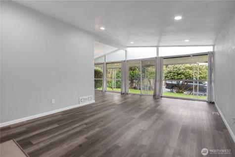 10524 43rd Street Ct E Edgewood WA 98372