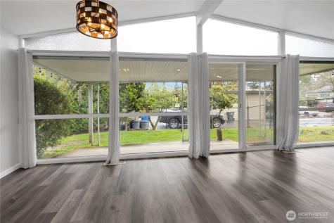 10524 43rd Street Ct E Edgewood WA 98372