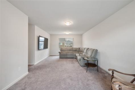 2021 Branch Creek Drive Longview WA 98632