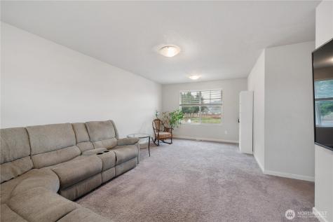 2021 Branch Creek Drive Longview WA 98632
