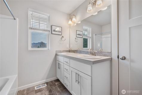 2021 Branch Creek Drive Longview WA 98632