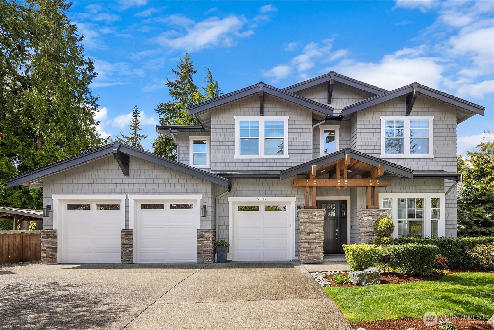 2005 105th Avenue NE Bellevue WA 98004