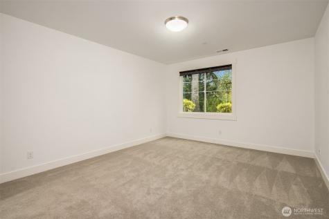 2005 105th Avenue NE Bellevue WA 98004