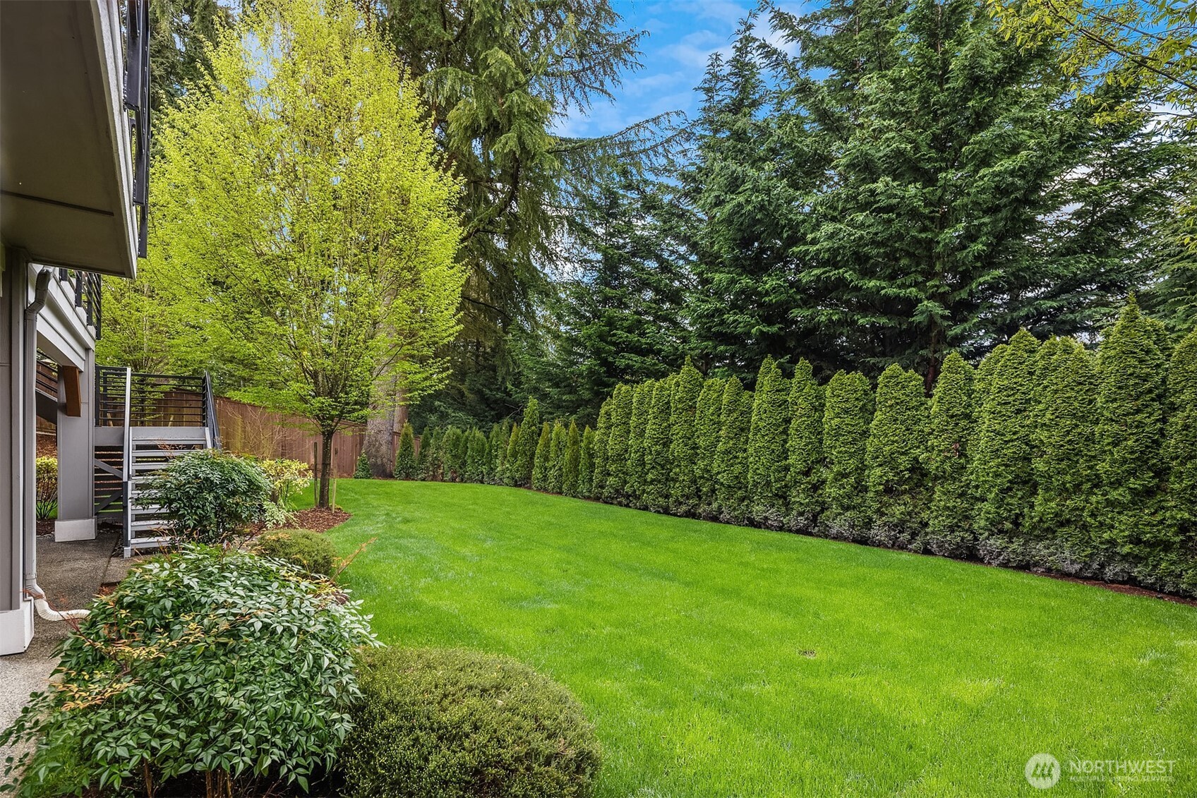 2005 105th Avenue NE Bellevue WA 98004