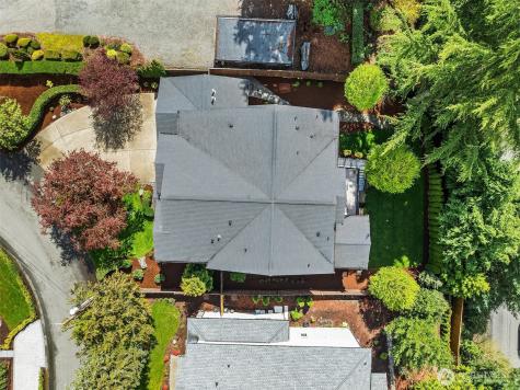 2005 105th Avenue NE Bellevue WA 98004