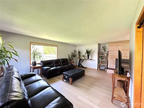 12648 Markwood Road Burlington WA 98233