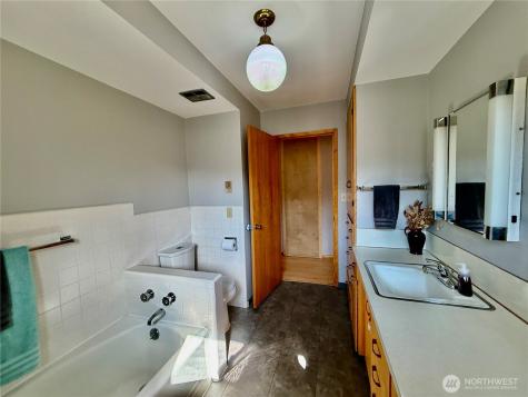 12648 Markwood Road Burlington WA 98233