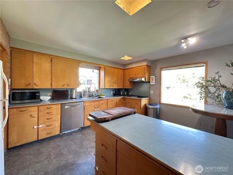 12648 Markwood Road Burlington WA 98233