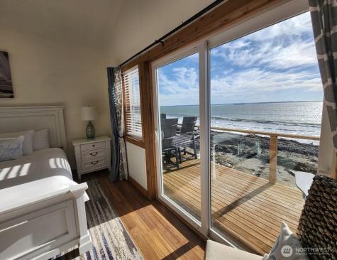 289 Marine View Drive SE Ocean Shores WA 98569
