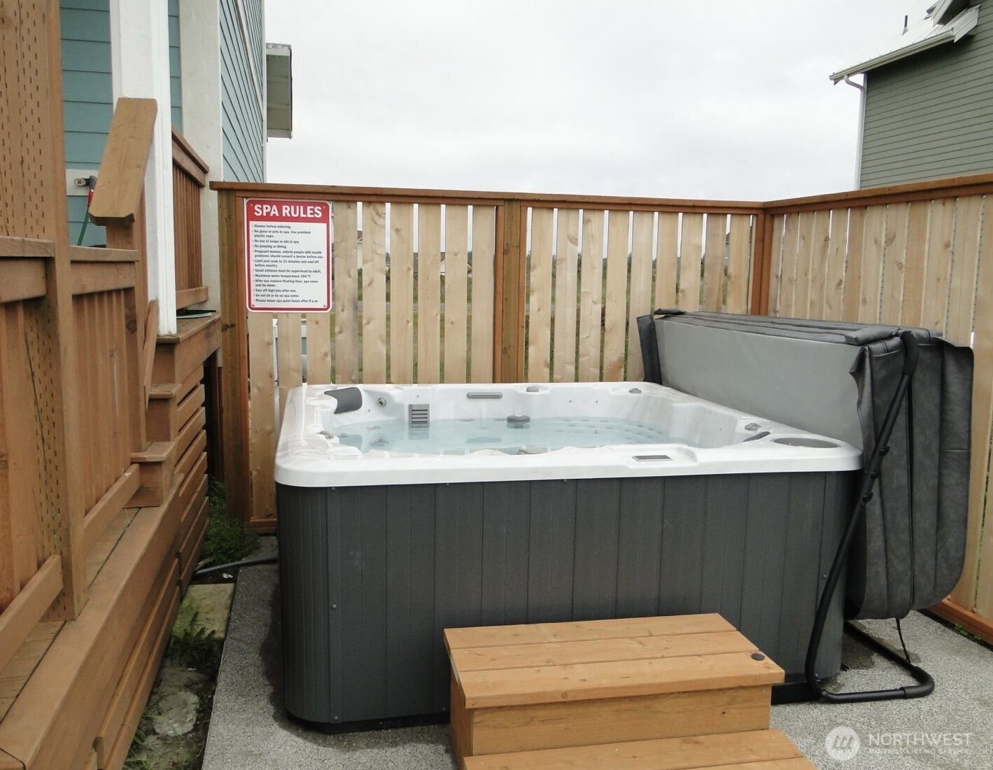 289 Marine View Drive SE Ocean Shores WA 98569