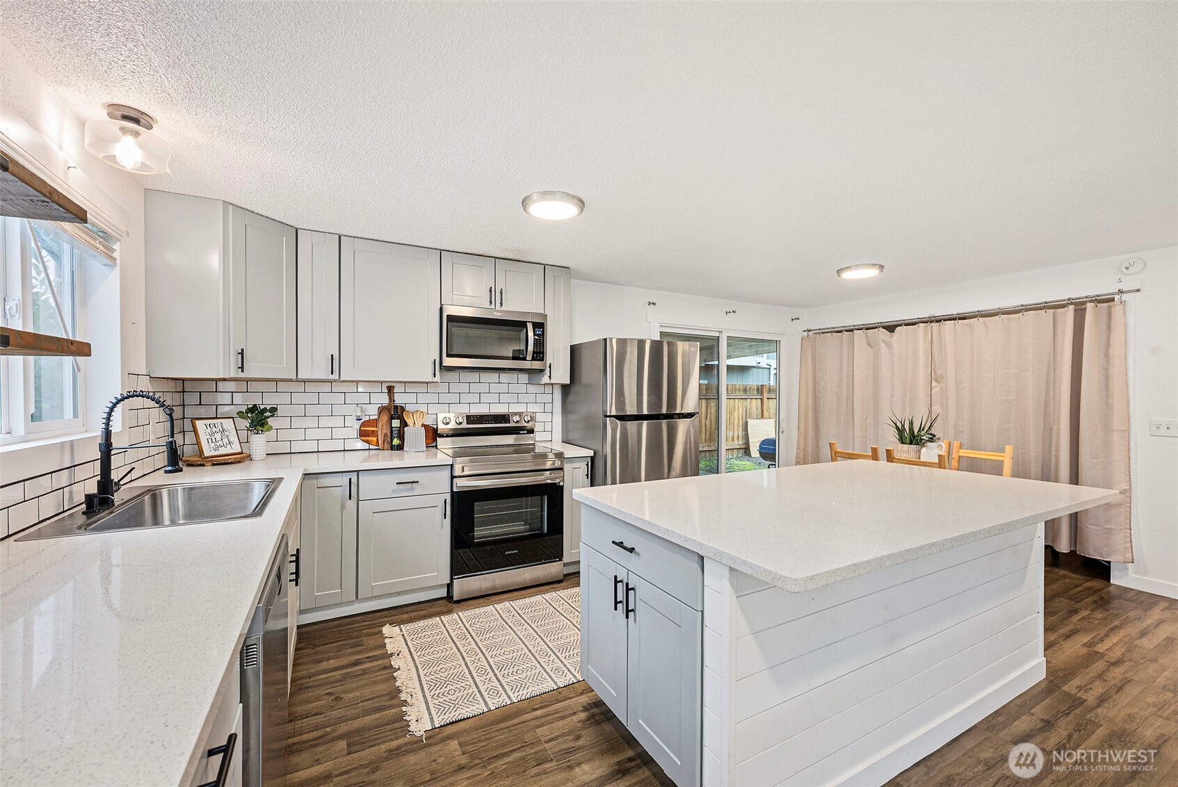 9011 Washington Boulevard SW Lakewood WA 98498