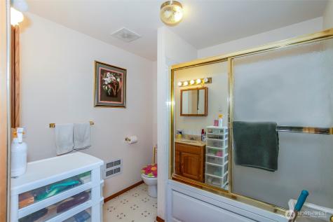 6731 River Way Fruitland WA 99129