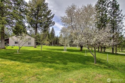 6731 River Way Fruitland WA 99129