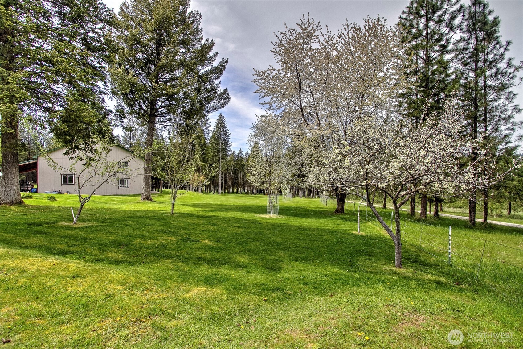 6731 River Way Fruitland WA 99129