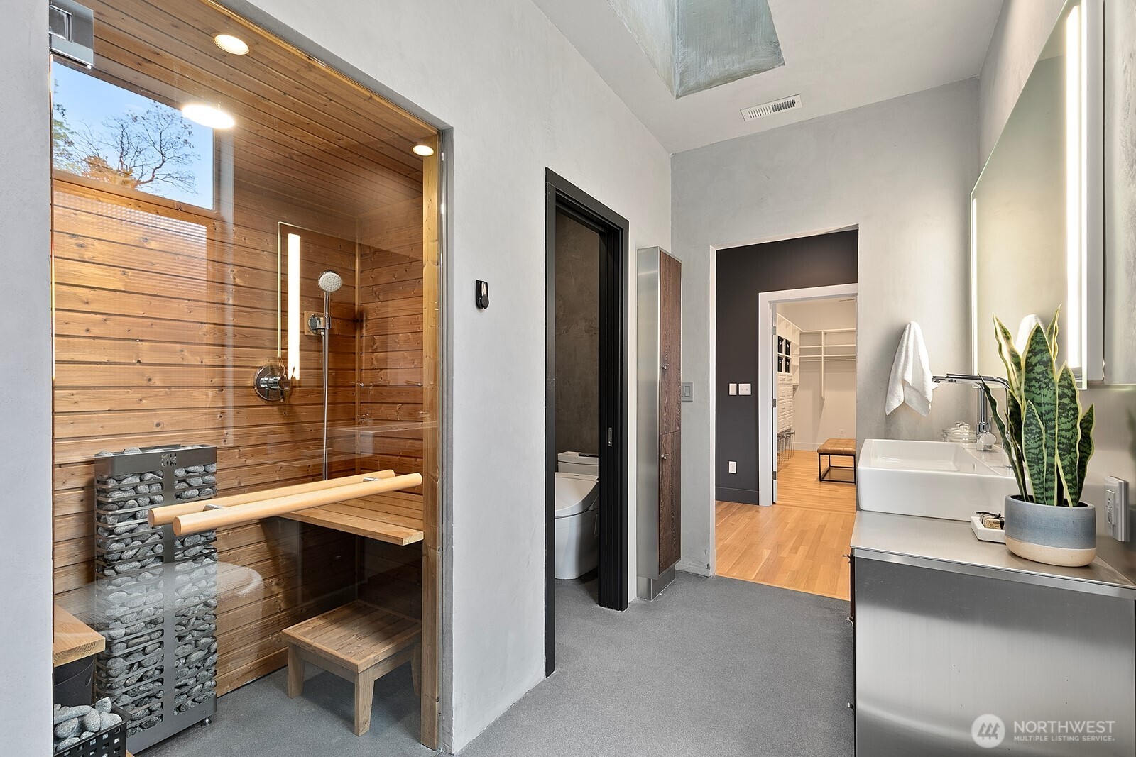 1549 Magnolia Way W Seattle WA 98199